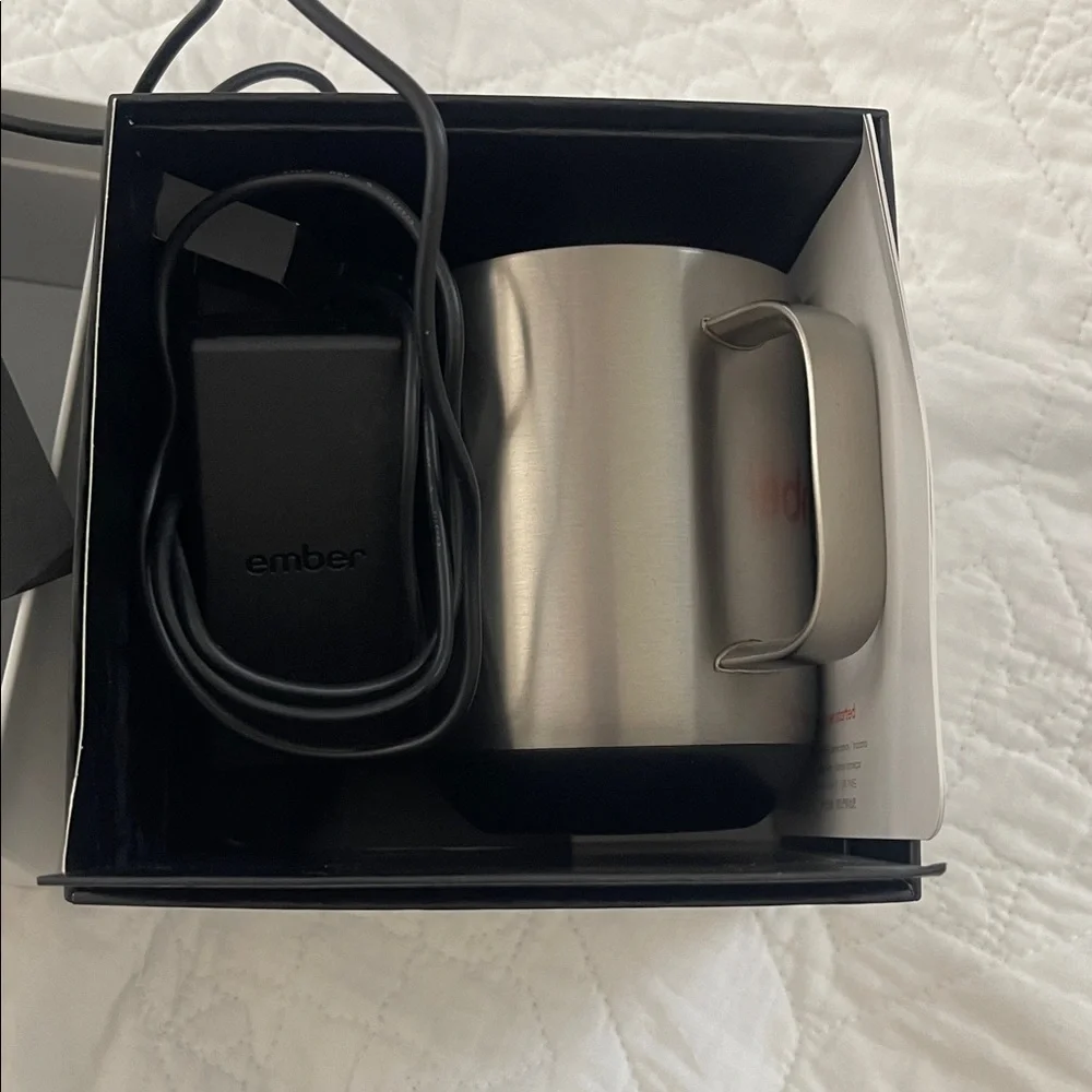 NWT Ember Stainless Steel Temperature Control Mug 10oz